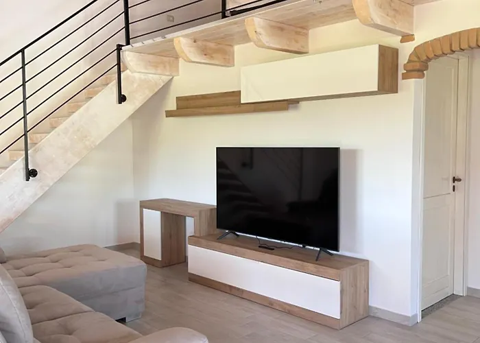 Ampio Con Soppalco, A 10 Min Dal Mare E Castelsardo